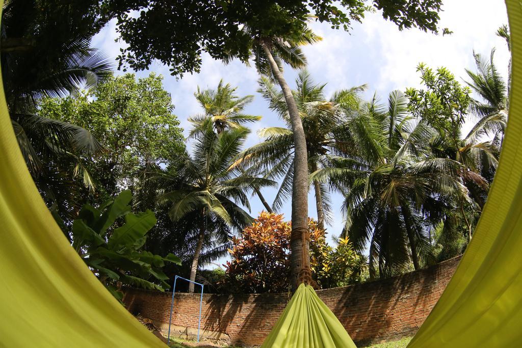 Hostel First Katunayake Negombo Zewnętrze zdjęcie